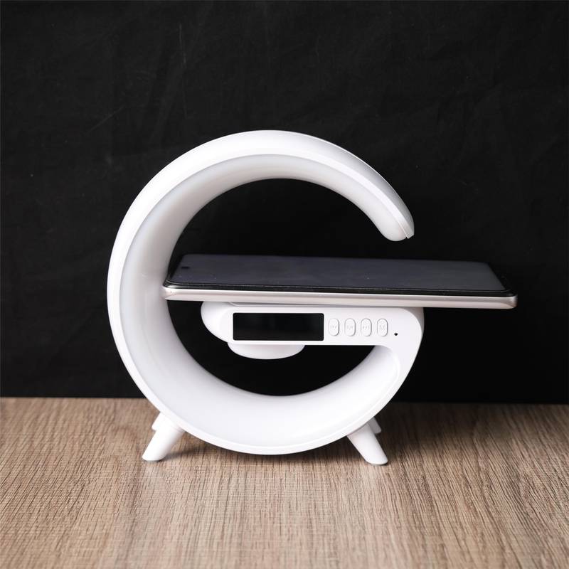 Multifunctional Lamp With Bluetooth Speaker